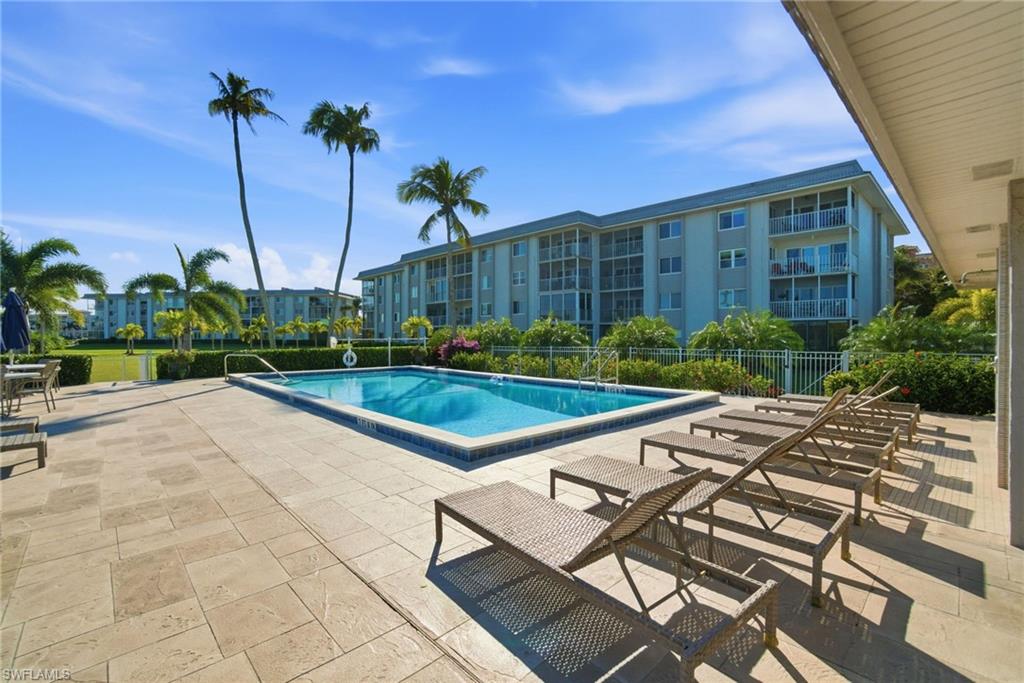 MARINERS COVE - Residential