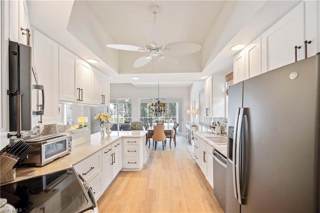 ISLAND WALK - Residential