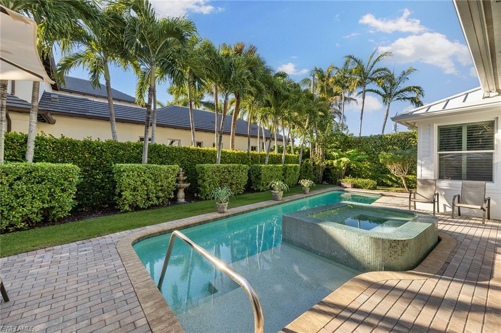 OLDE NAPLES - Residential