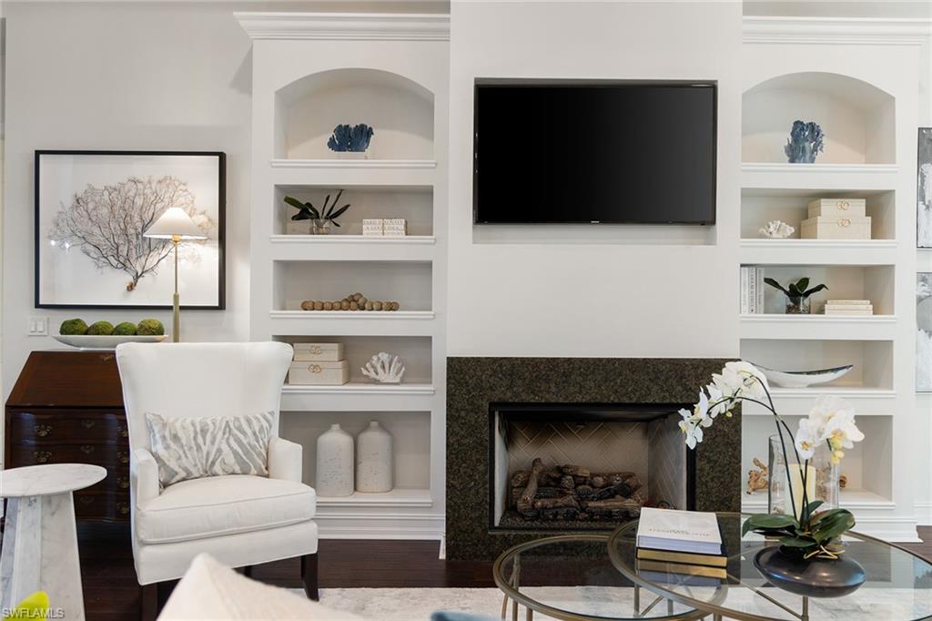 OLDE NAPLES - Residential