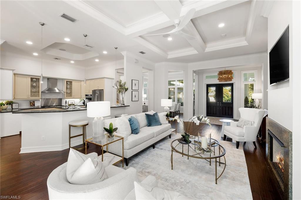 OLDE NAPLES - Residential