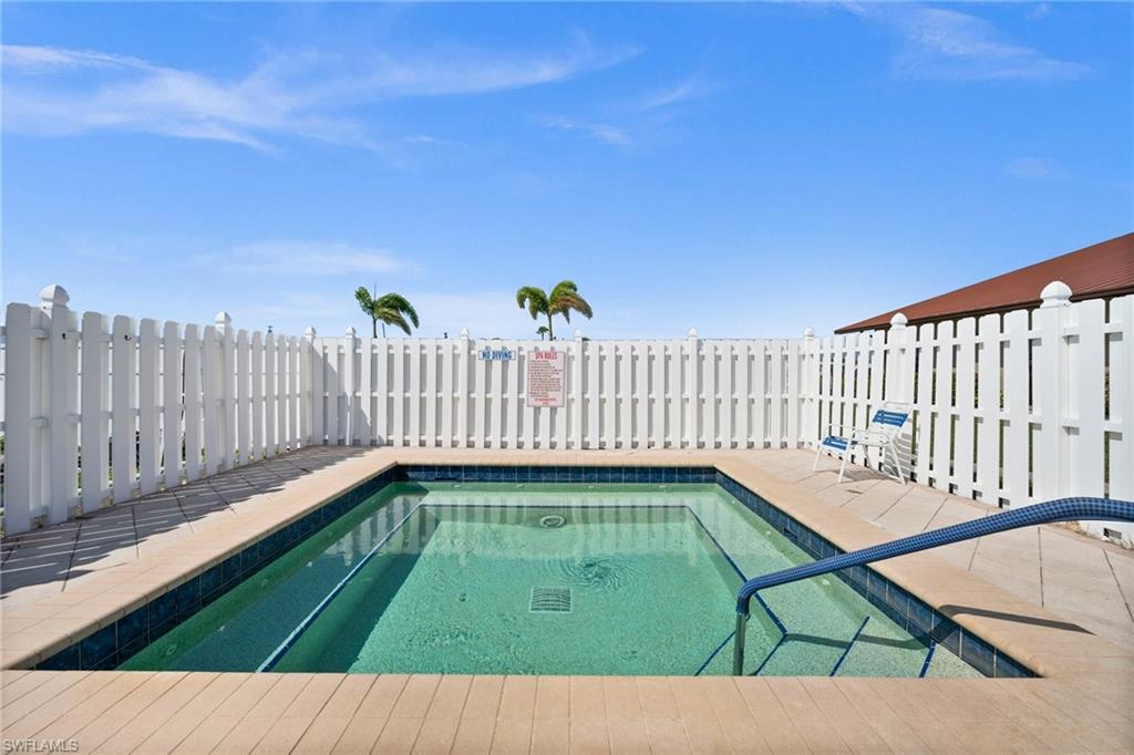 HORIZON VILLAGE - Residential