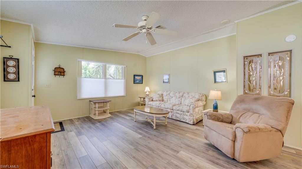 HORIZON VILLAGE - Residential