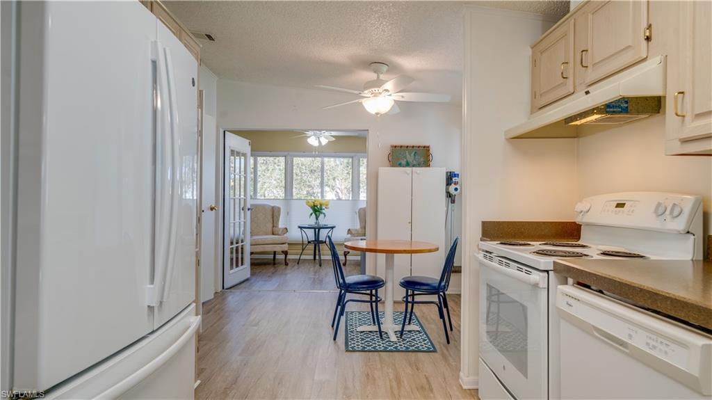 HORIZON VILLAGE - Residential