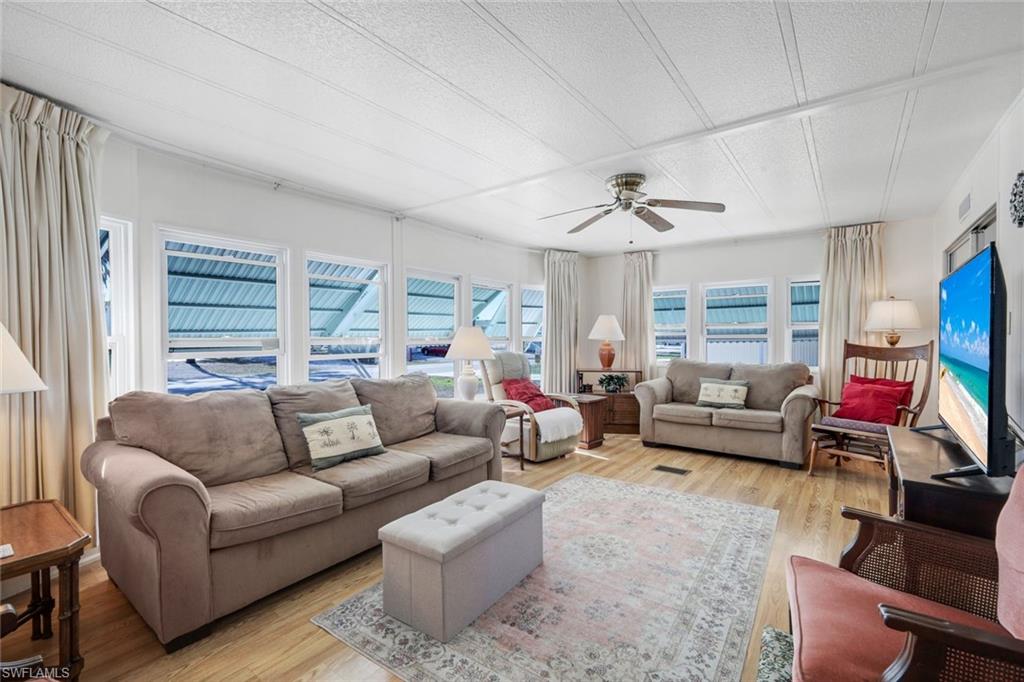 IMPERIAL BONITA ESTATES - Residential