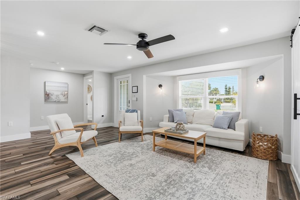 SANIBEL LAKE ESTATES - Residential