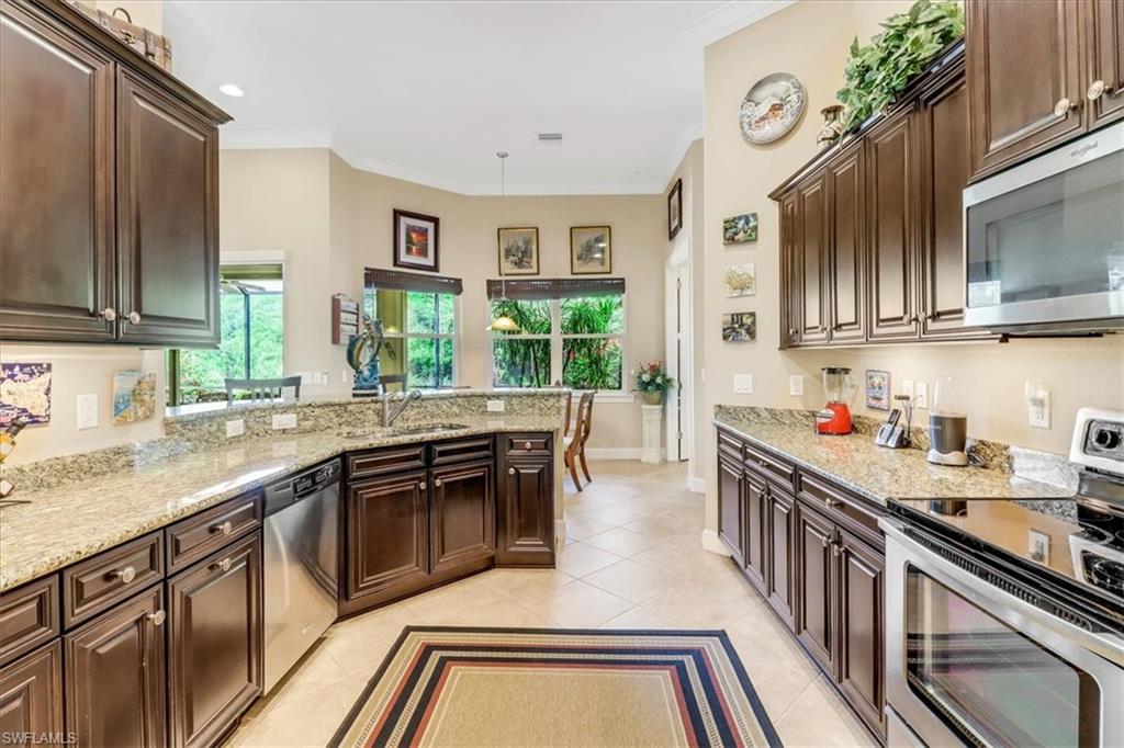 EMORY OAKS - Residential