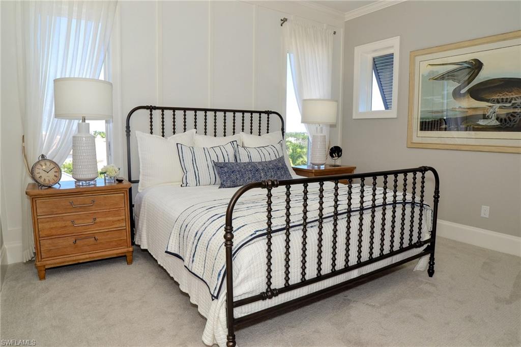 BAREFOOT BEACH - Residential