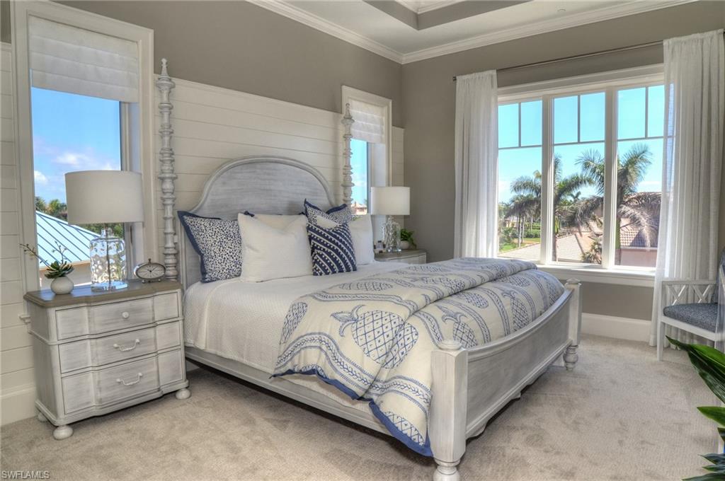 BAREFOOT BEACH - Residential