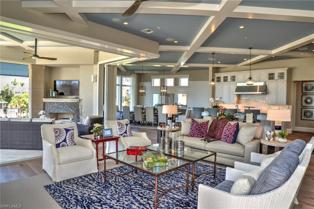 BAREFOOT BEACH - Residential