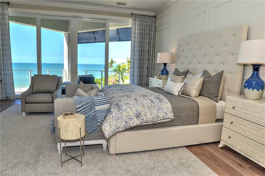 BAREFOOT BEACH - Residential