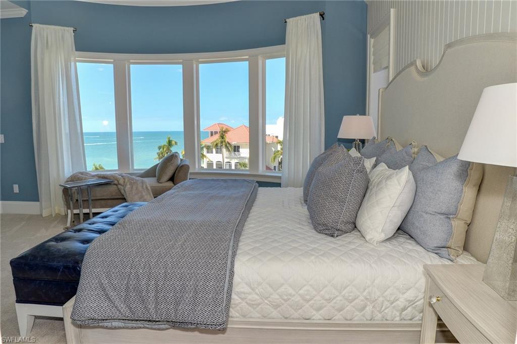 BAREFOOT BEACH - Residential