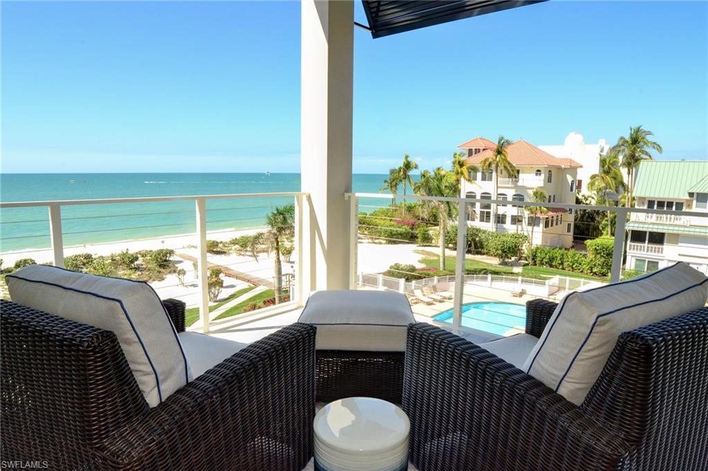 BAREFOOT BEACH - Residential