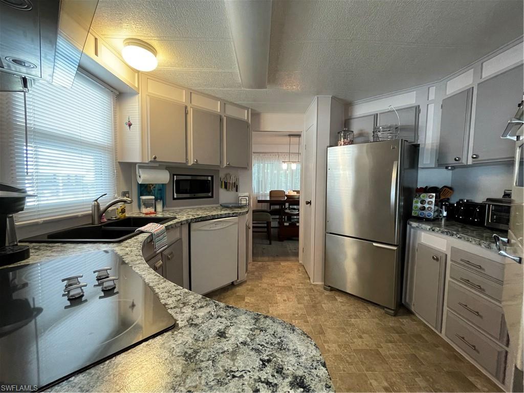 OLD BRIDGE VILLAGE - Residential