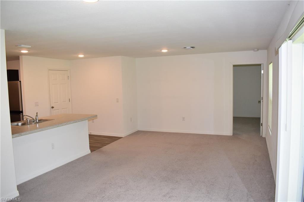 NORTH PORT - Residential Lease