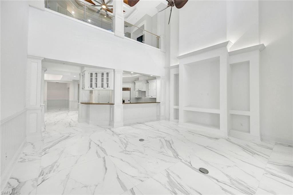 MOORINGS - Residential