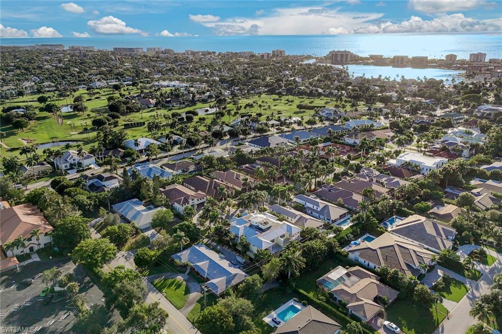 MOORINGS - Residential