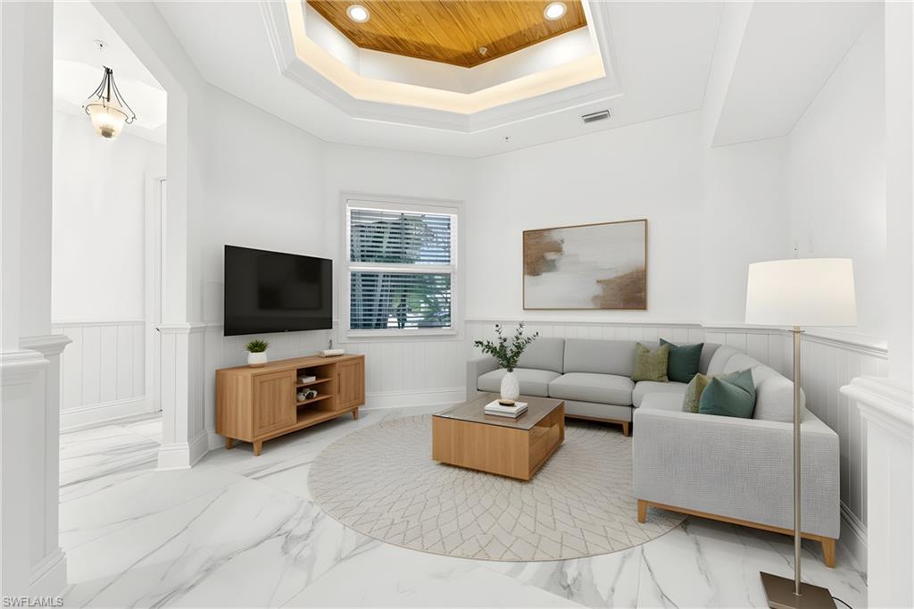 MOORINGS - Residential