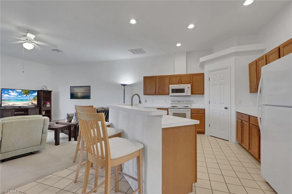 RIVERSIDE YACHT CLUB - Residential