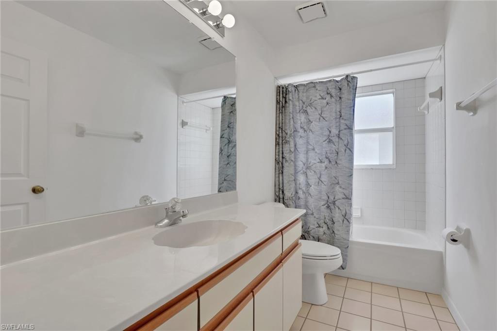 RIVERSIDE YACHT CLUB - Residential