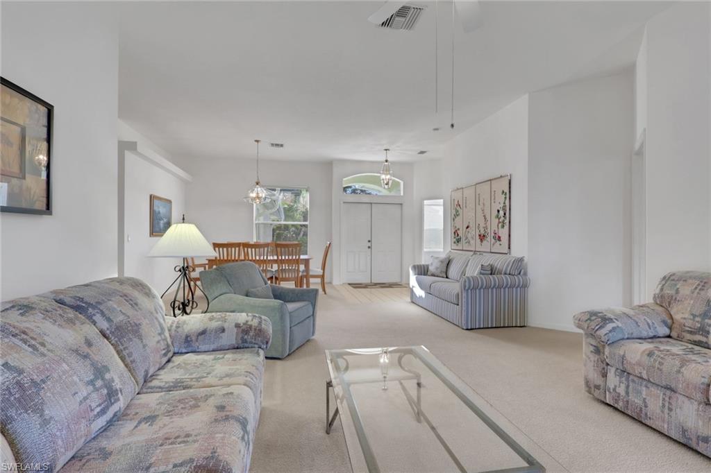 RIVERSIDE YACHT CLUB - Residential