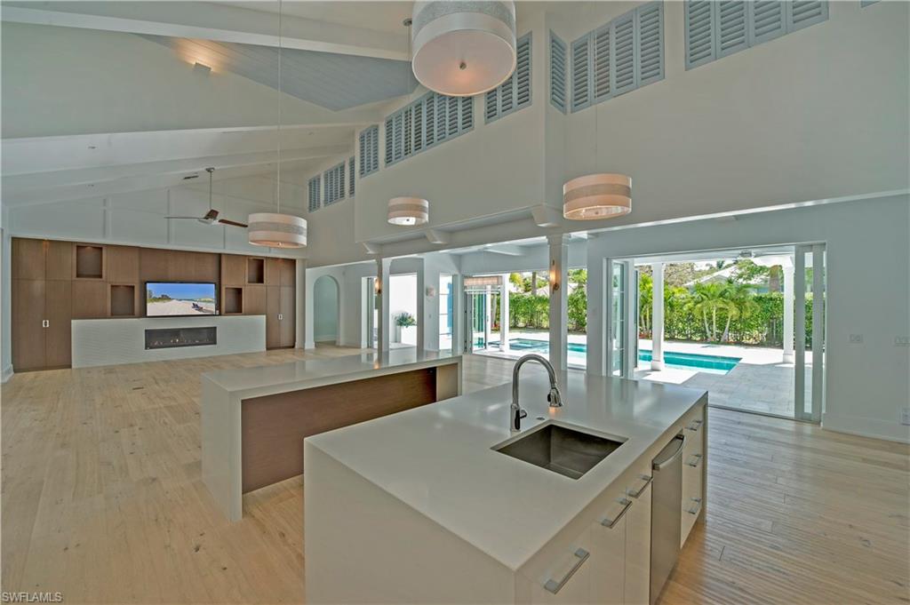 OLDE NAPLES - Residential