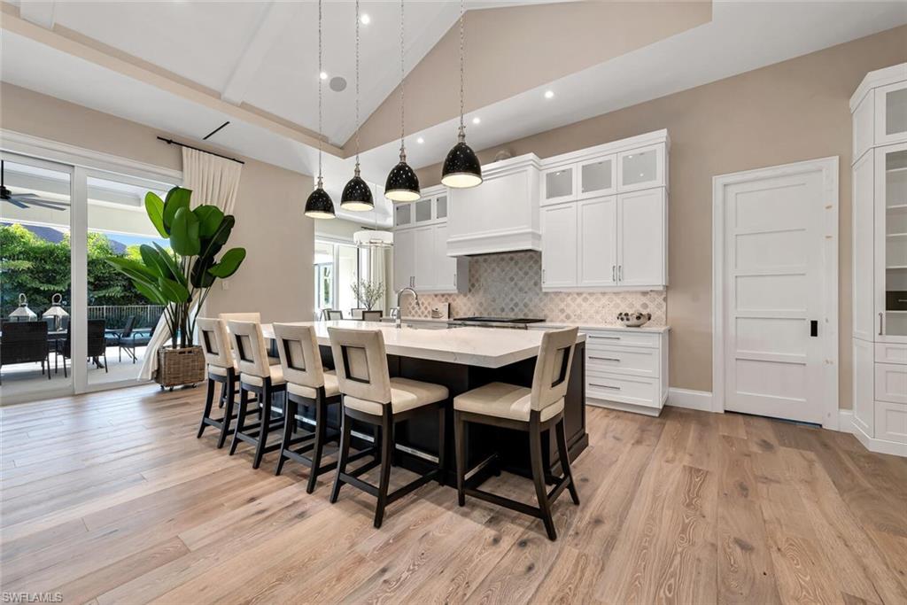 PELICAN BAY WOODS - Residential