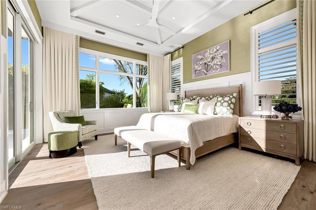 PELICAN BAY WOODS - Residential