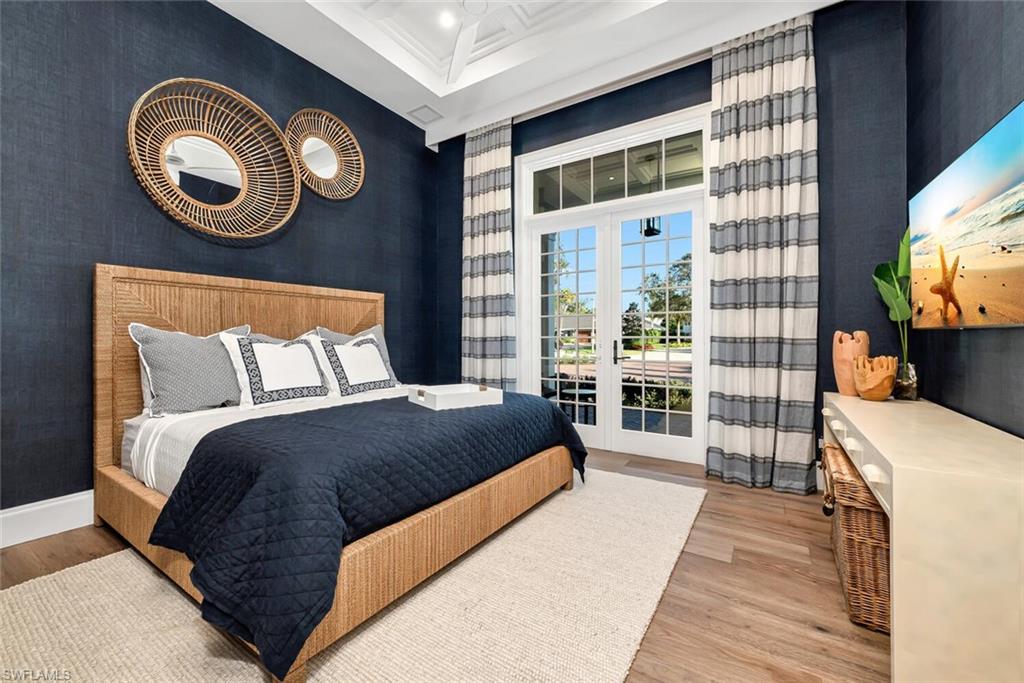 PELICAN BAY WOODS - Residential