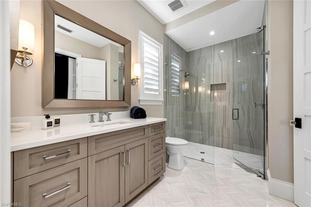 PELICAN BAY WOODS - Residential