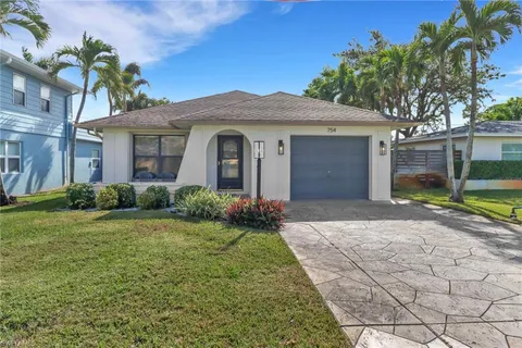 754 95th Ave N, Naples, FL 34108 - #: 224102602
