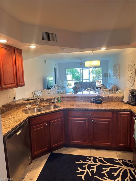 KINGWOOD GARDEN - Residential