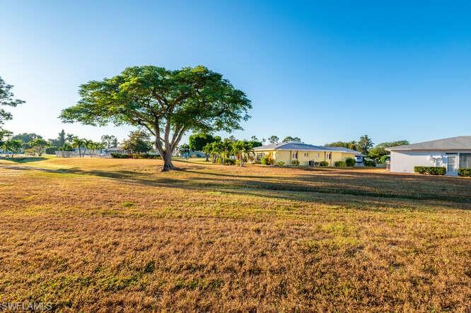 LEISURE ESTATES - Residential