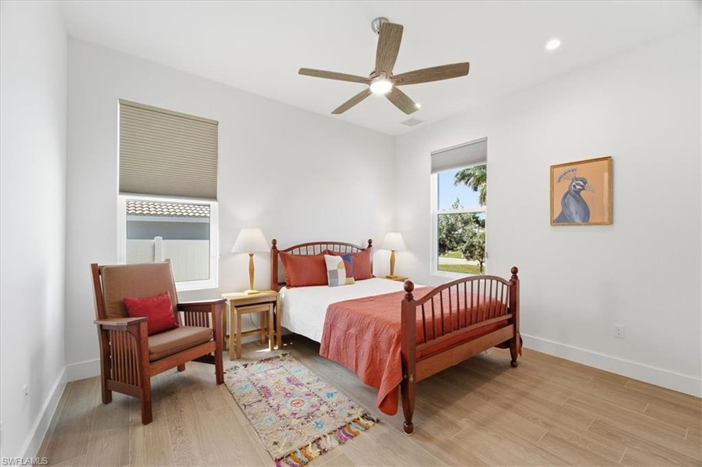 NAPLES PARK - Residential