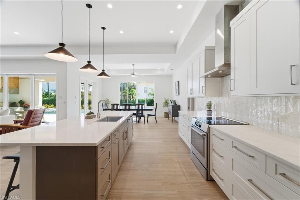 NAPLES PARK - Residential