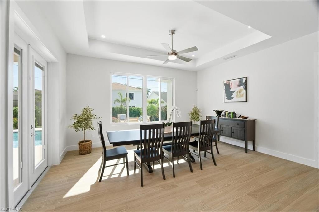 NAPLES PARK - Residential