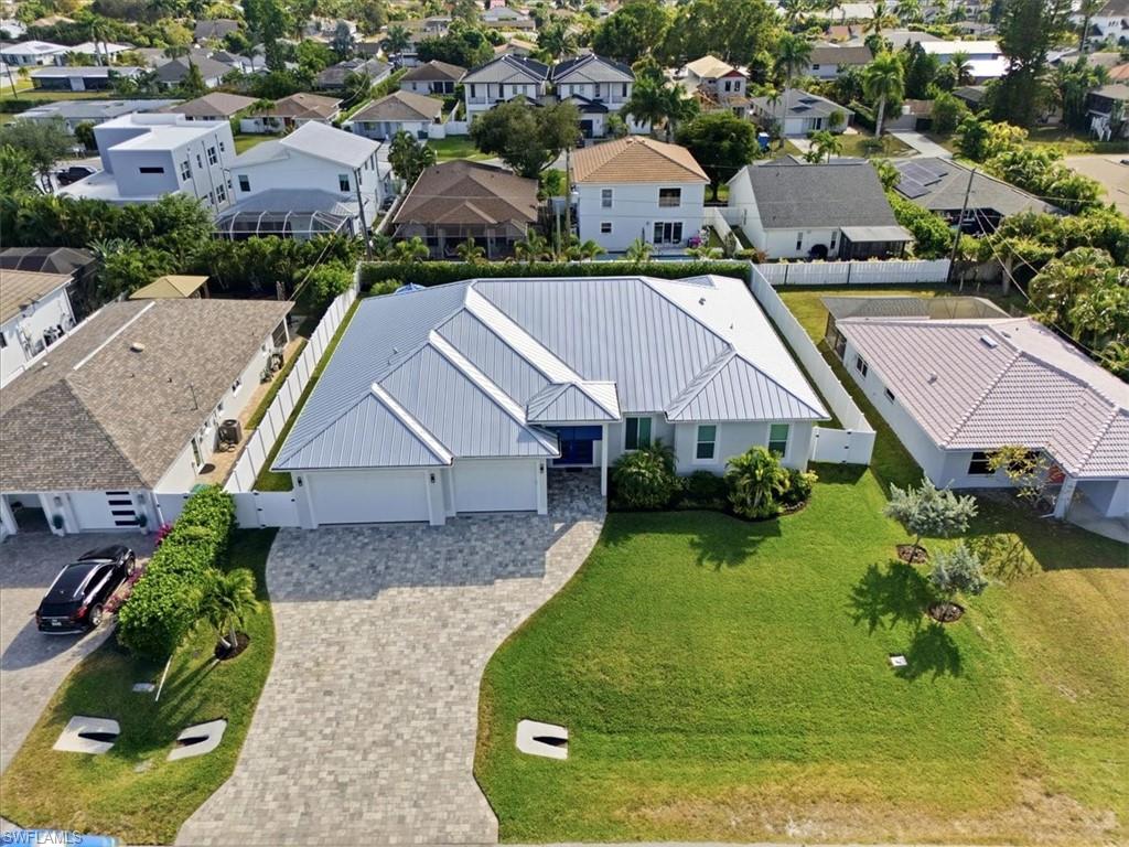 NAPLES PARK - Residential