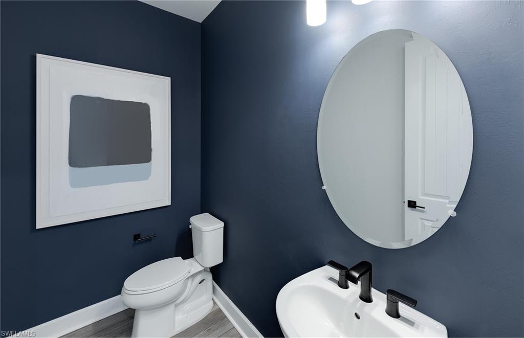 VENTANA POINTE - Residential