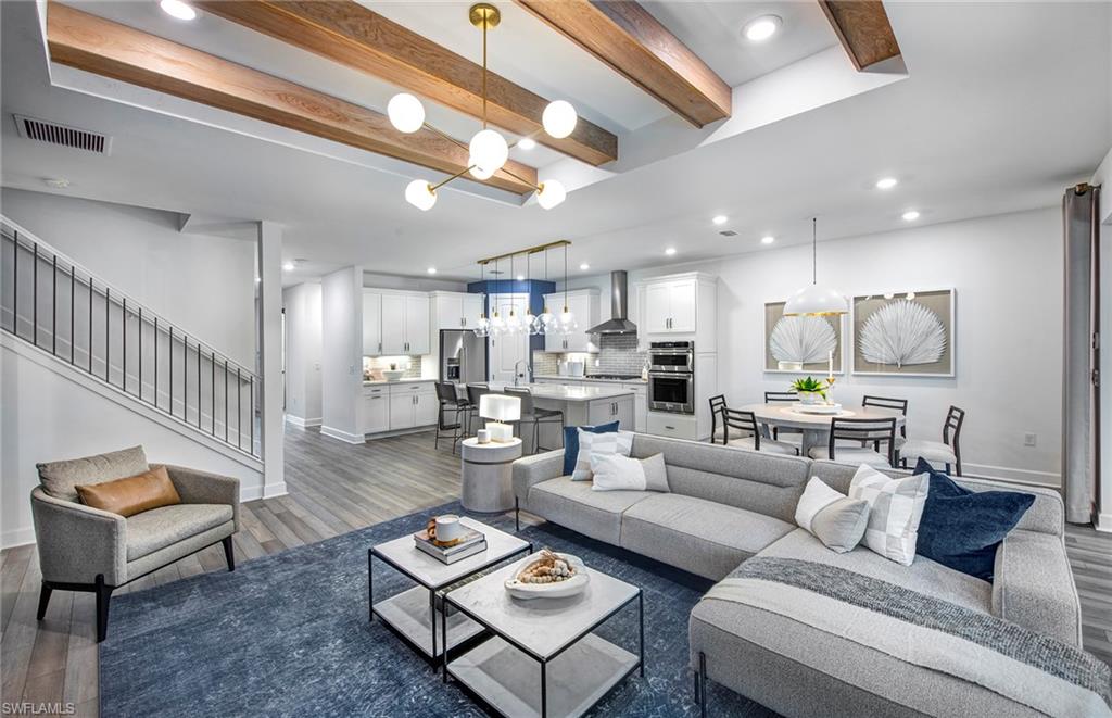 VENTANA POINTE - Residential