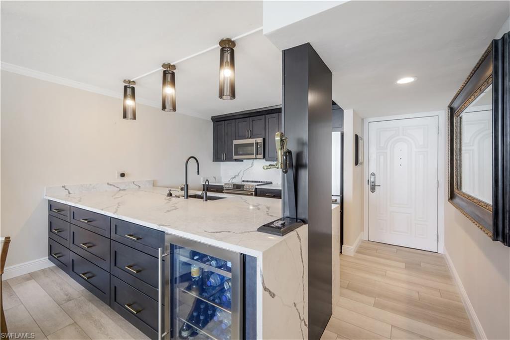 SANIBEL HARBOUR TOWER CONDO - Residential