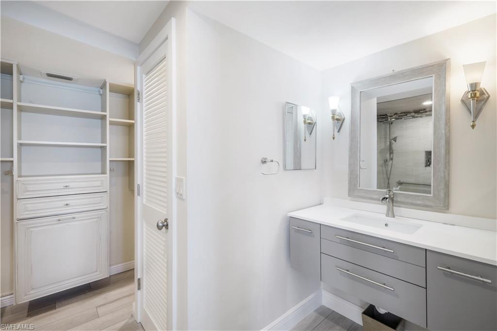 SANIBEL HARBOUR TOWER CONDO - Residential