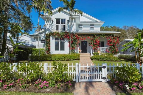 231 11th AVE S NAPLES FL 34102