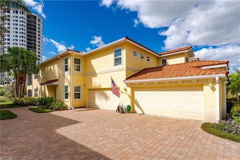 A home in NAPLES