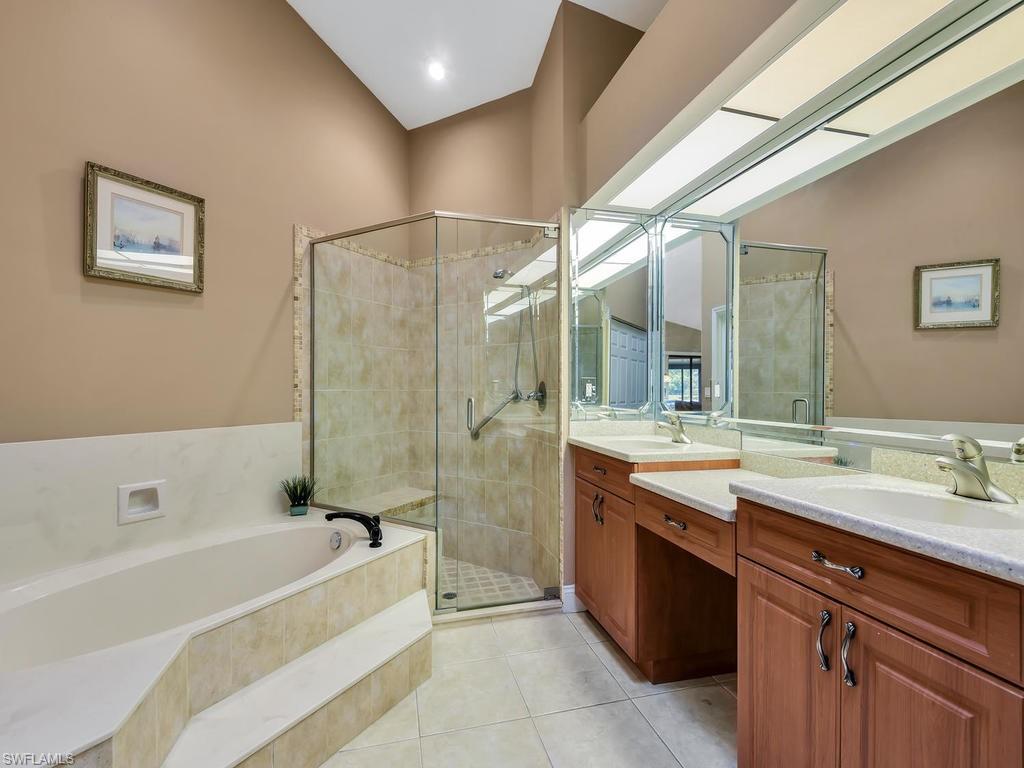 IMPERIAL PARK PLACE VILLAS - Residential