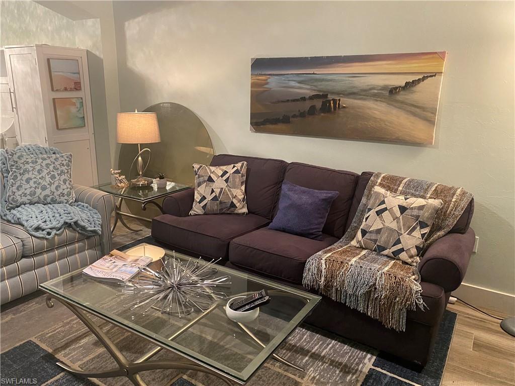 CYPRESS GLEN VILLAGE - Residential Lease