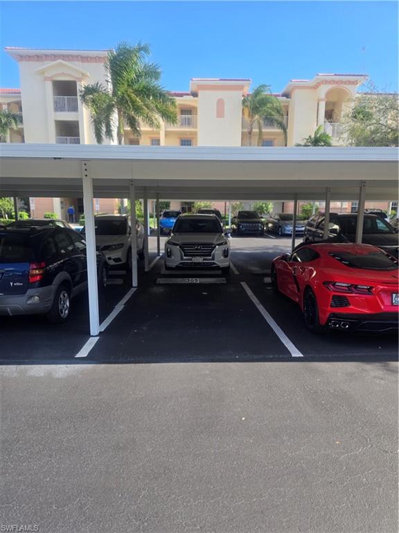 FAIRWAY VILLAS - Residential