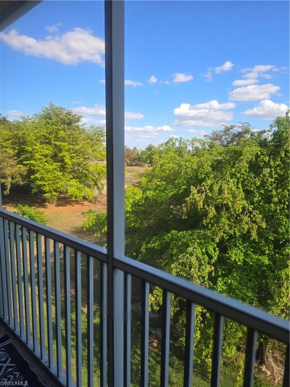 FAIRWAY VILLAS - Residential