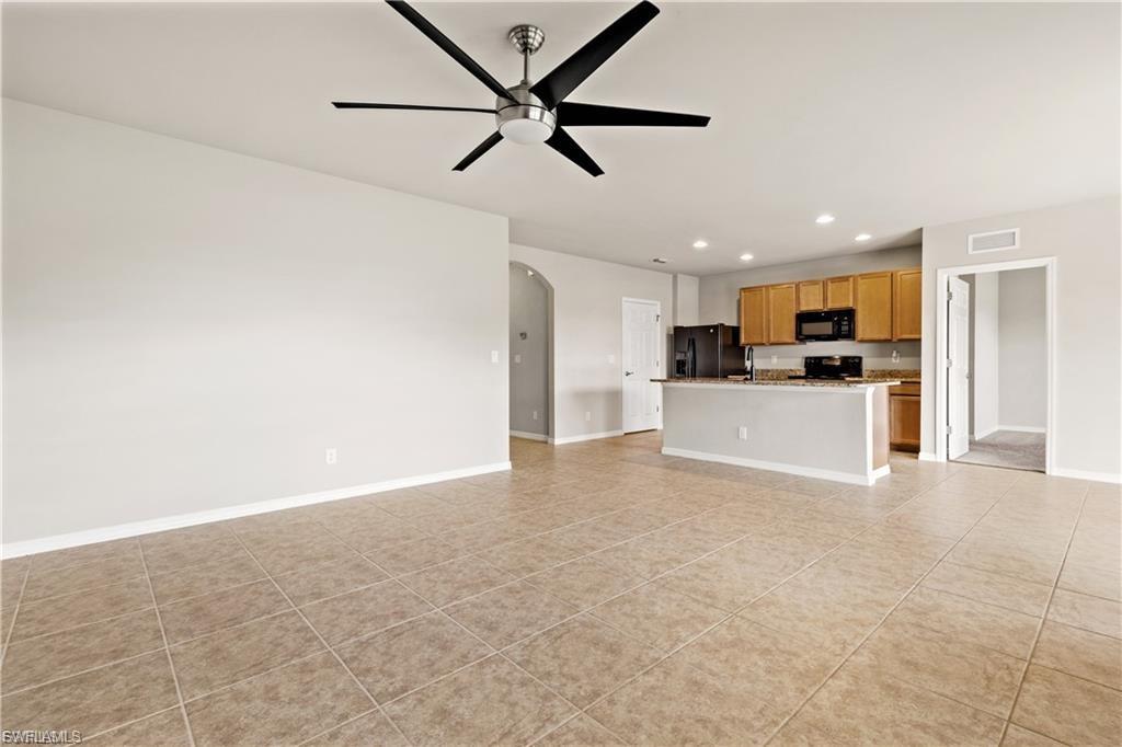 CASCADES - Residential Lease