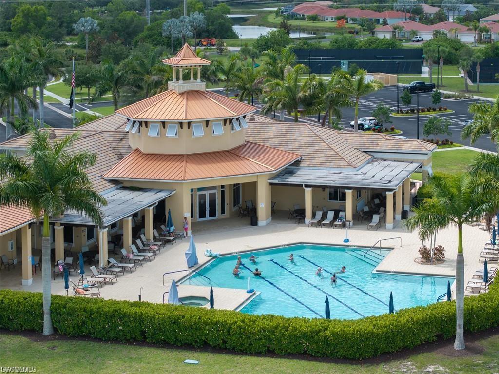 CASCADES - Residential Lease