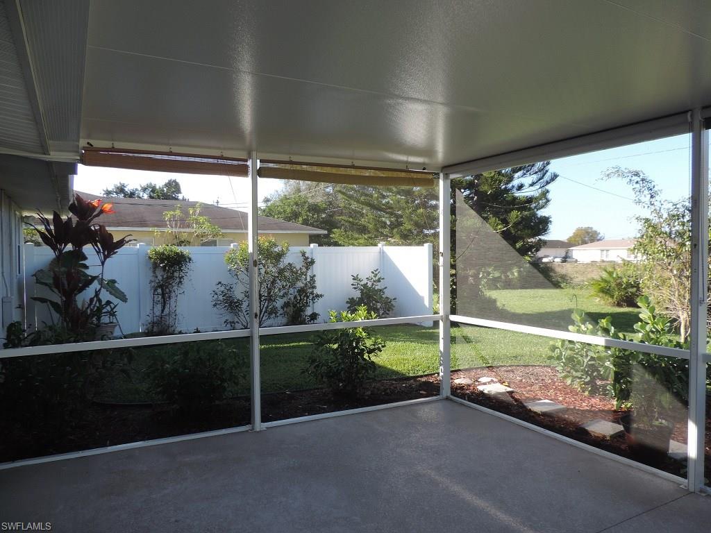 CAPE CORAL - Residential